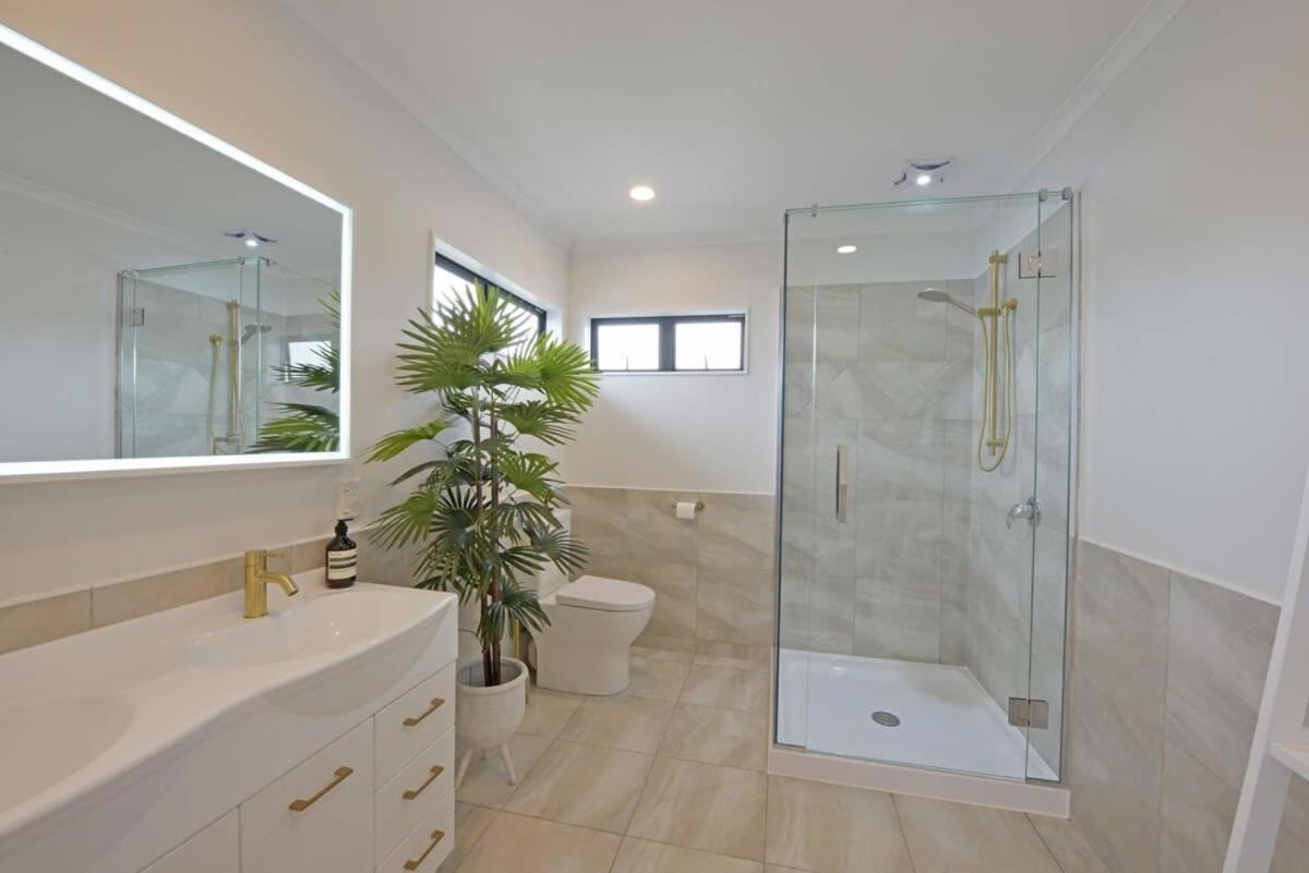 Willa Escape To High End Comforts On Riverton Mount Maunganui Zewnętrze zdjęcie
